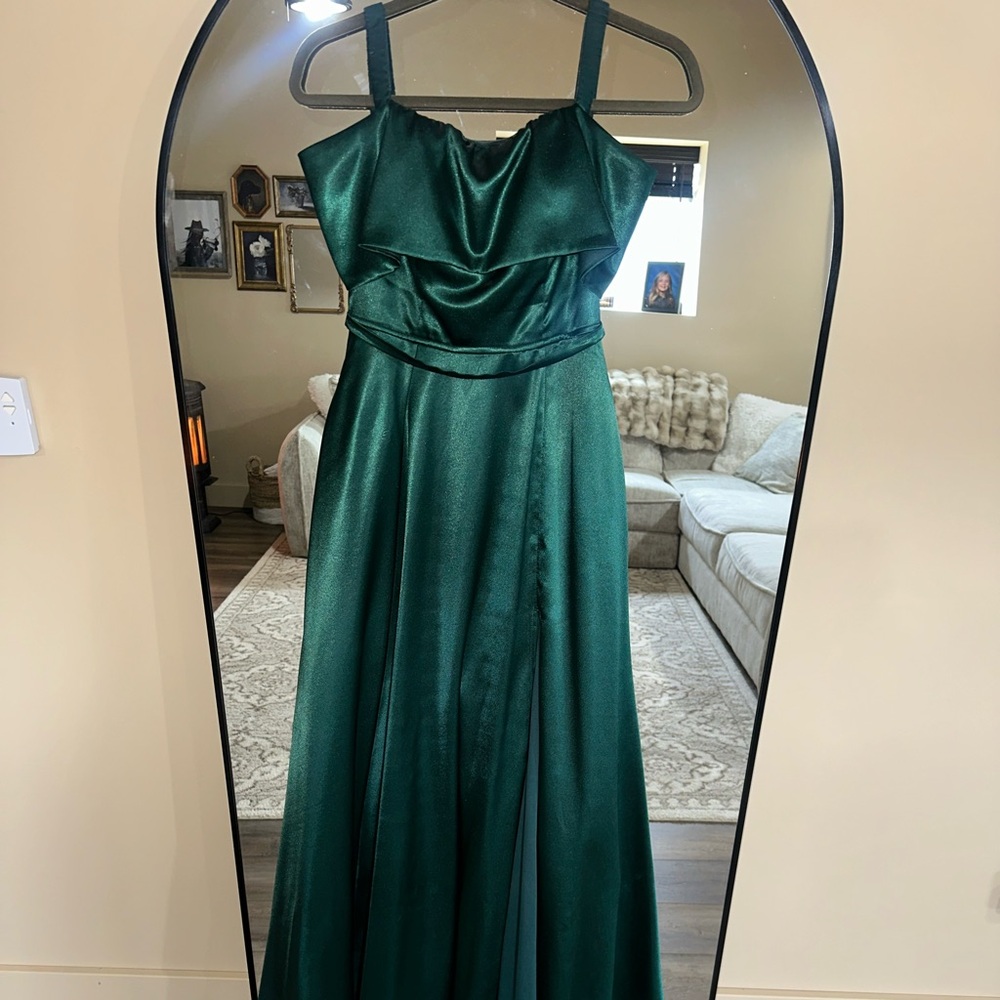 Lulu's Elegant Green Satin Dress